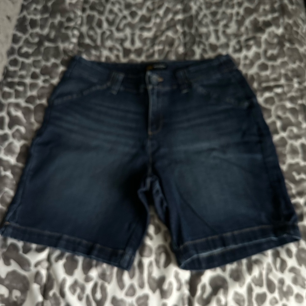 LEE regular fit mid rise jean shorts sz 8